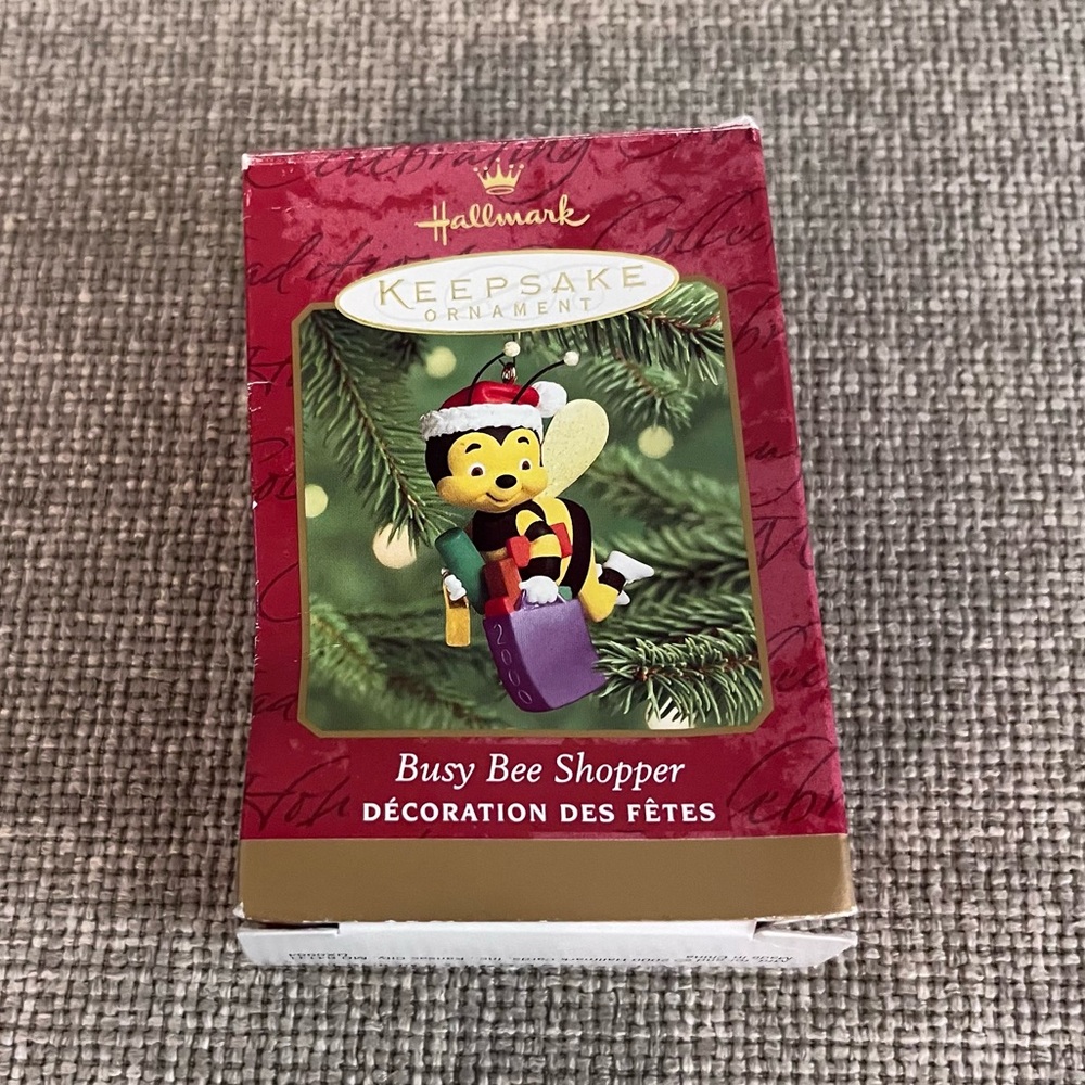Hallmark Keepsake Christmas Tree Ornament Busy Bee Shopper 2000 Holiday